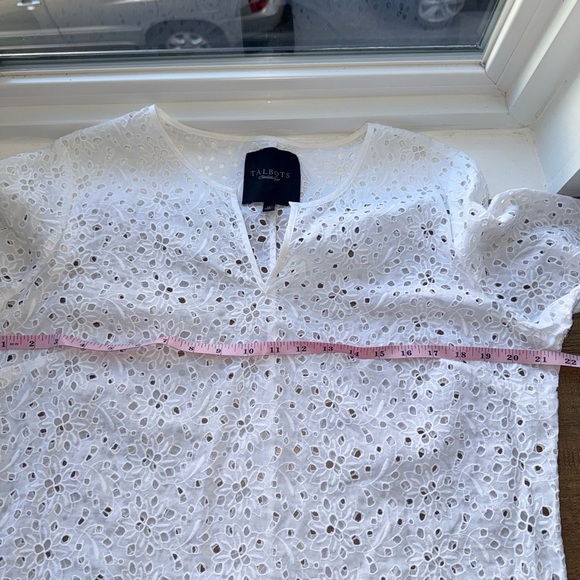 Talbots Women’s White Eyelet Top size 16 - Picture 7 of 8